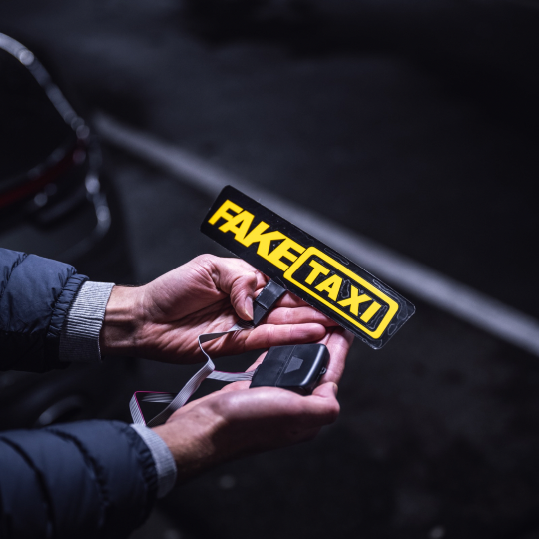pegatina led faketaxi