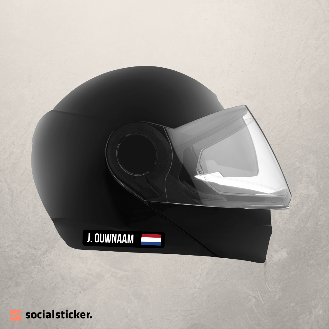 helm sticker met vlag en naam